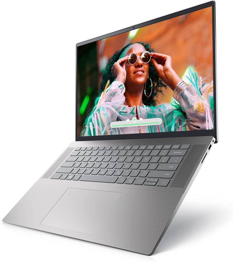 NB DELL Inspiron 5620 DEL M0NH4. Procesador Intel Core i5-1235U - RAM 16 GB, Pantalla 15.6, FHD 1920x1080, Disco Duro 512GB M.2 SSD, Windows 11 HOME, Garant